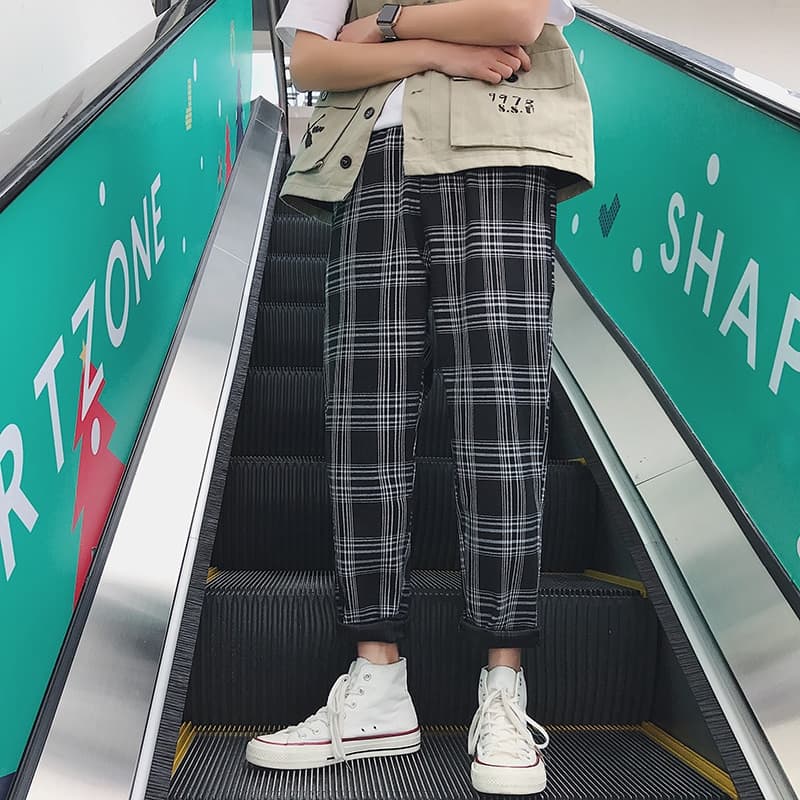 New Streetwear Black Plaid Pants Men Joggers Mens Straight Harem Pants Men Korean Hip Hop Trousers Plus Size