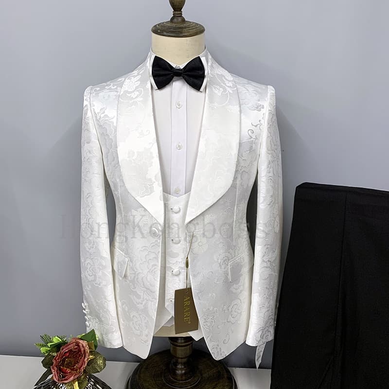 New Men Suit Set Blazers Jacket Pants Vest Fashion Men Bronzing Pattern Big Collar Dress Blazers Coat Trousers Waistcoat