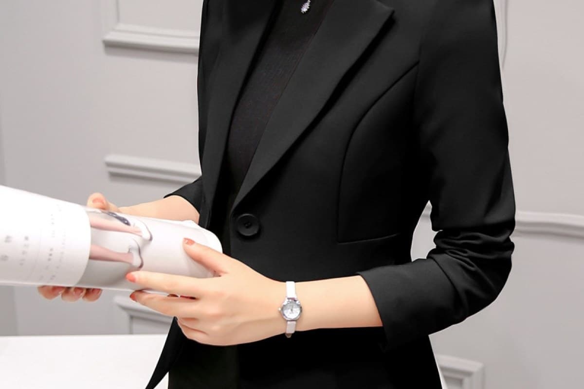 Blazer Care: Steaming vs Dry Cleaning